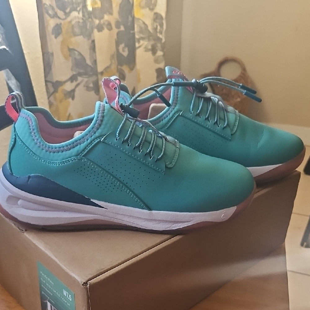 Women's Classic Clove Sneakers Pacific Palm